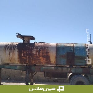 نمای جانبی مخزن تانکری در محوطه میهن ملاس